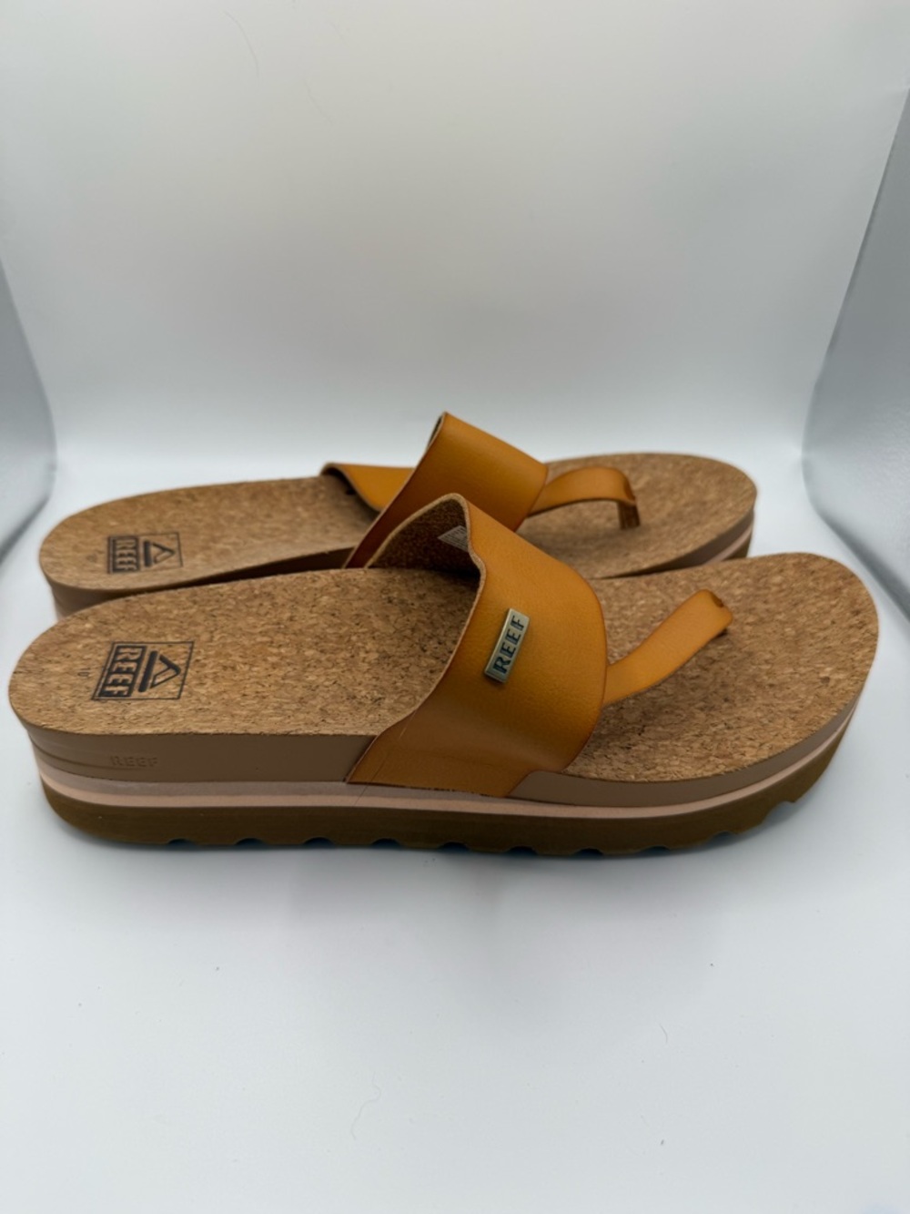 REEF Cushioned Sol Hi Platform Thong Sandals Brown Womens Size 10 Vegan Leather